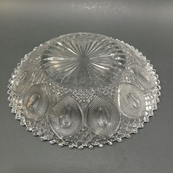 Vintage Westmoreland Glass 'Buckle English Hobnail' 7" Shallow Bowl *1 Chip* - Picture 5 of 10